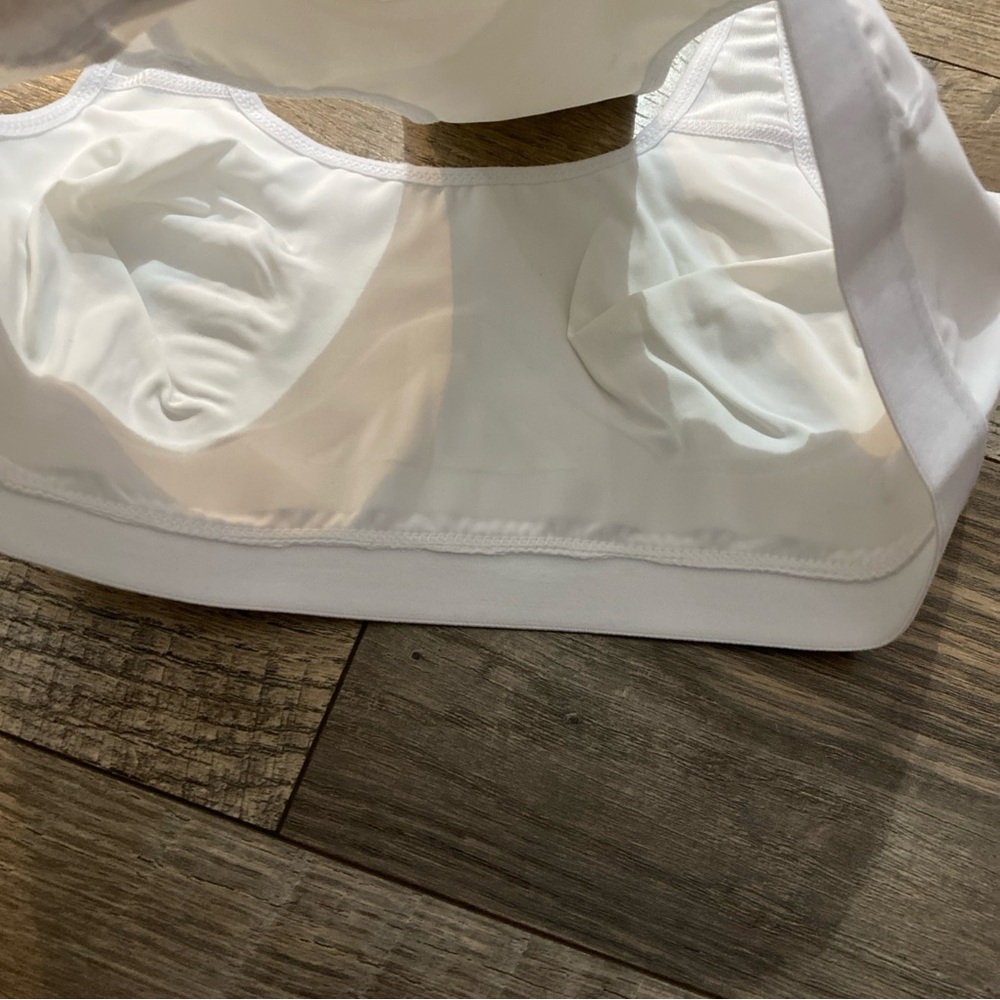 Ruby Ribbon White Sports Bra - Picture 6 of 6